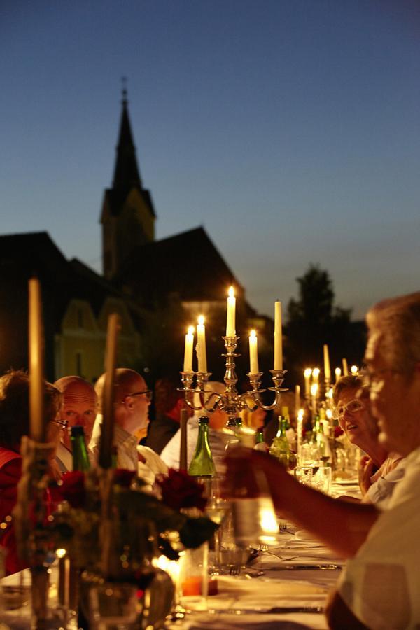 Отель Babenbergerhof Ибс-на-Дунае Экстерьер фото